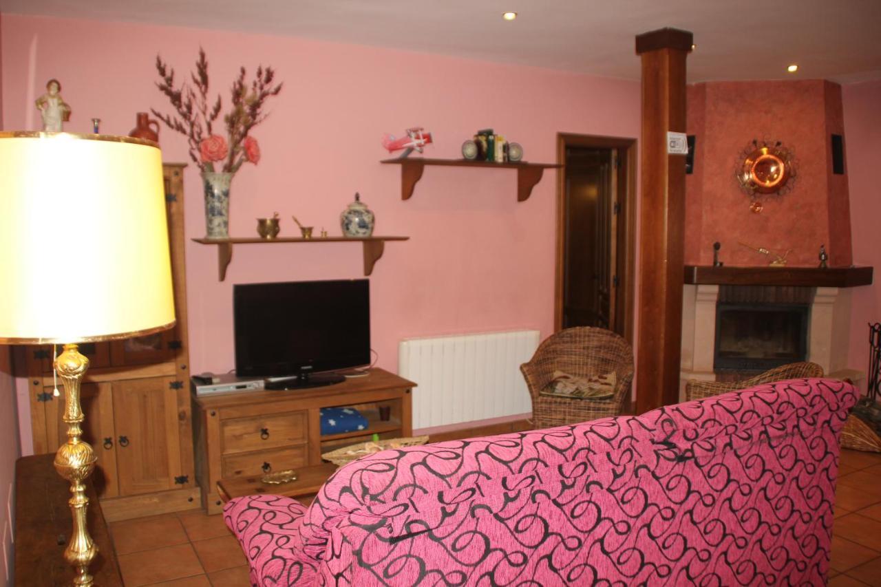 La Casa Madrona Appartement Villacastín Buitenkant foto
