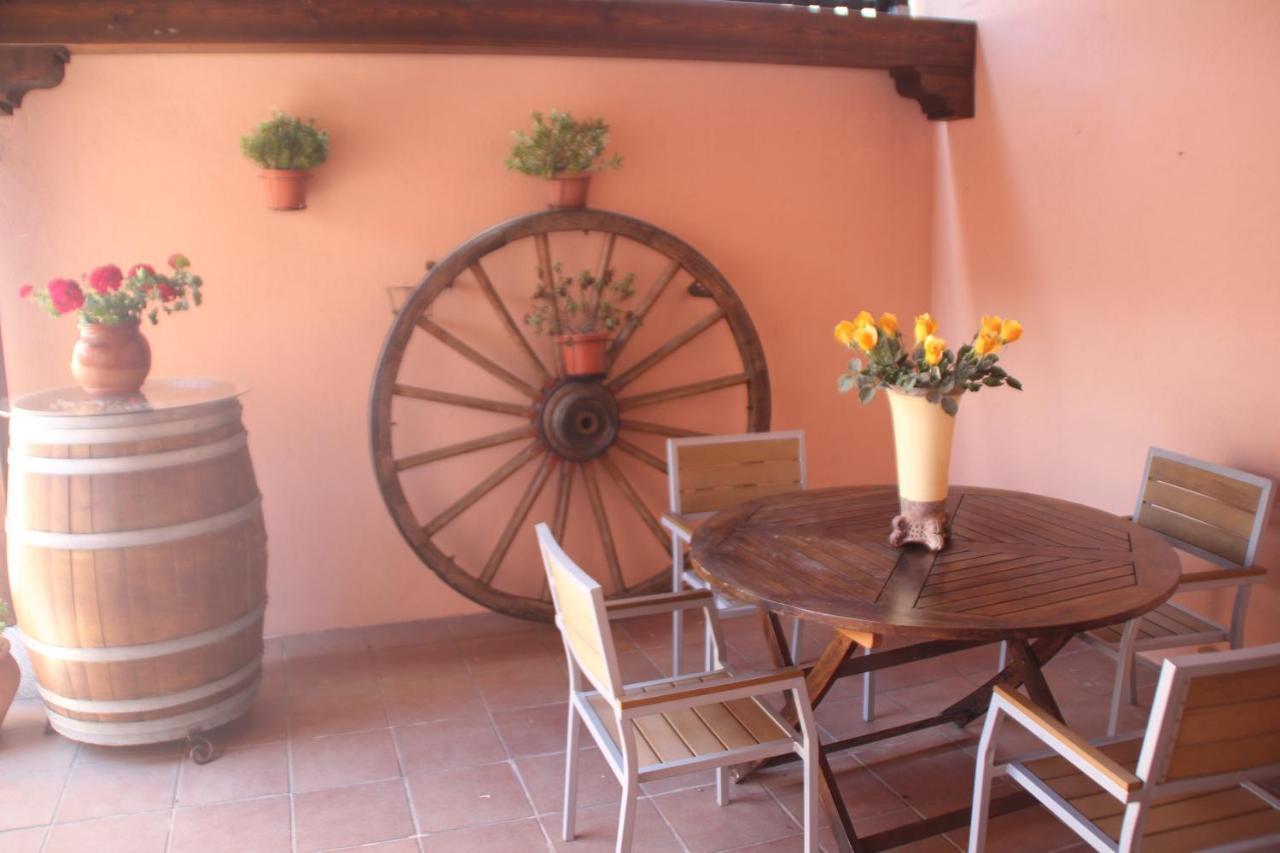 La Casa Madrona Appartement Villacastín Buitenkant foto