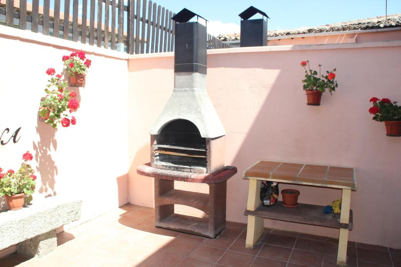 La Casa Madrona Appartement Villacastín Buitenkant foto