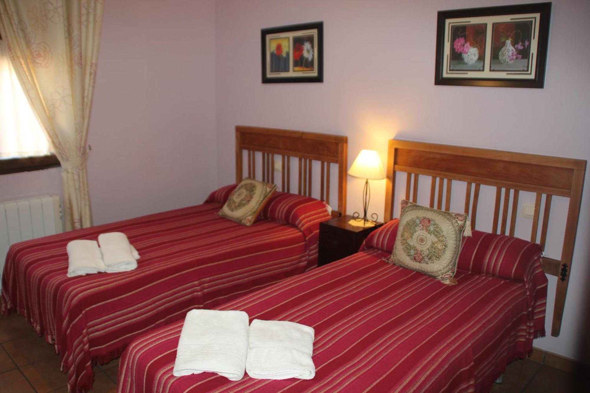 La Casa Madrona Appartement Villacastín Buitenkant foto